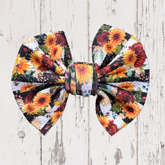 Sunflowers - 5” Knotty Dog Head Bows