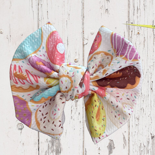 Donuts - 5” Knotty Dog Head Bows