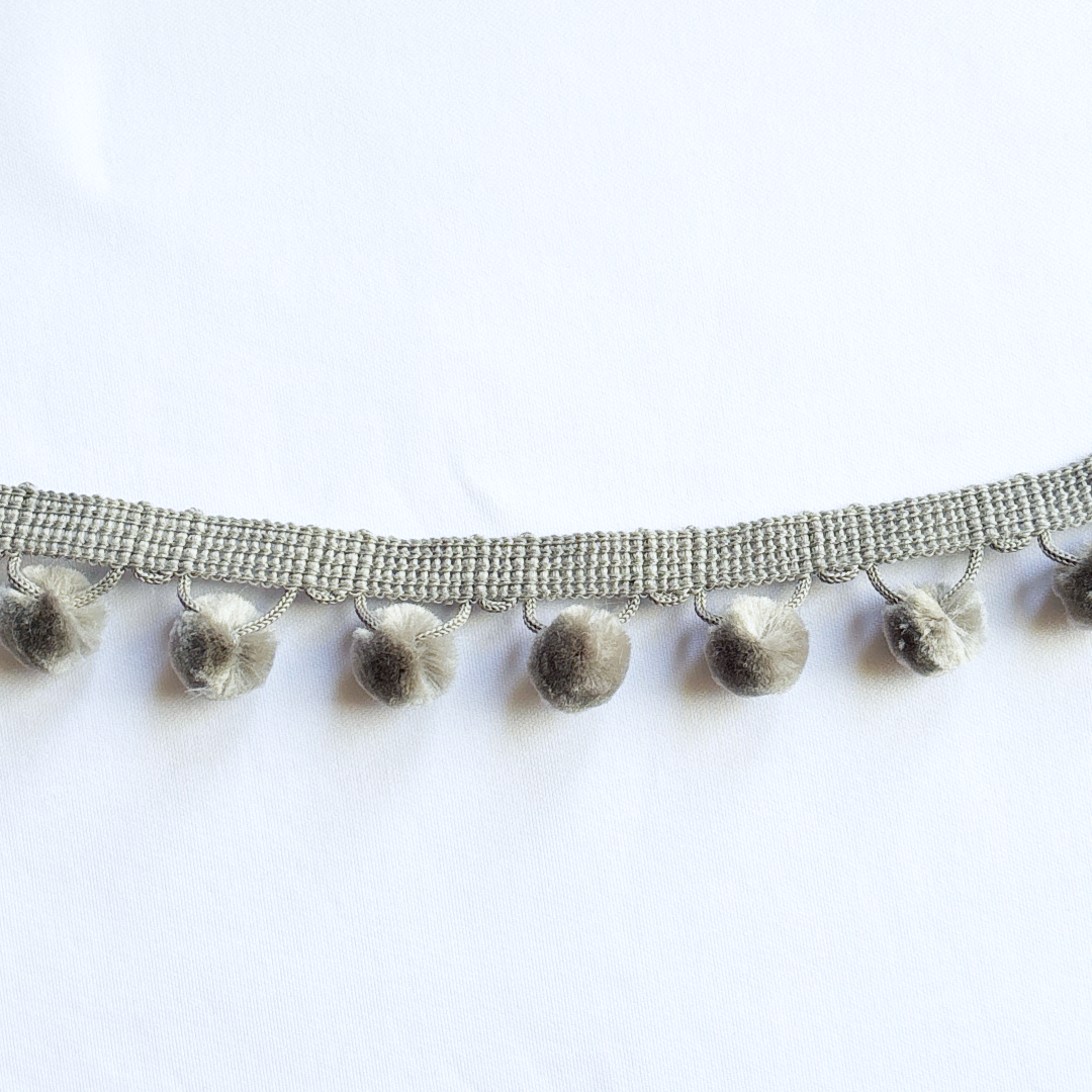 1.5” Gray Pom Poms