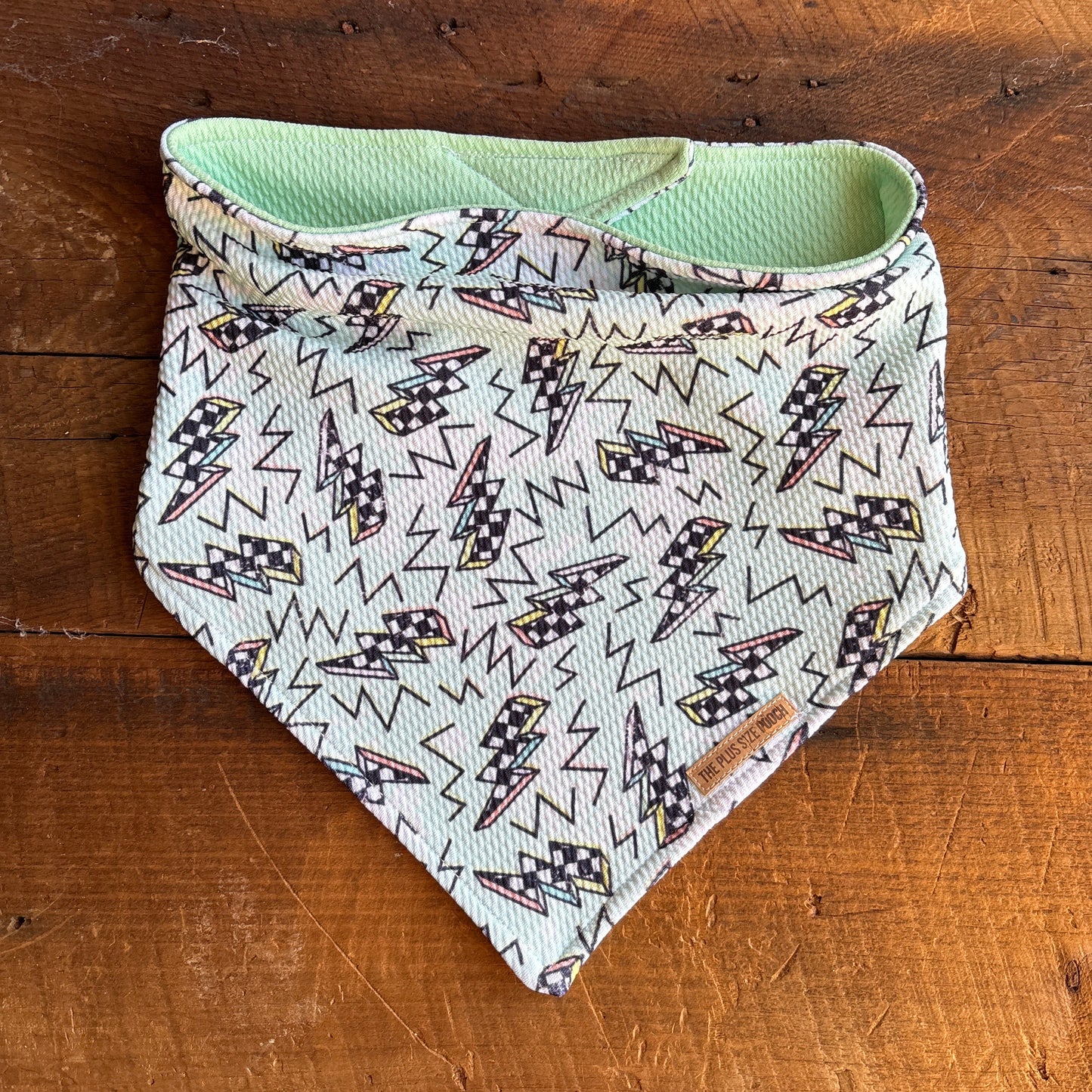 Fits 20-21" Neck