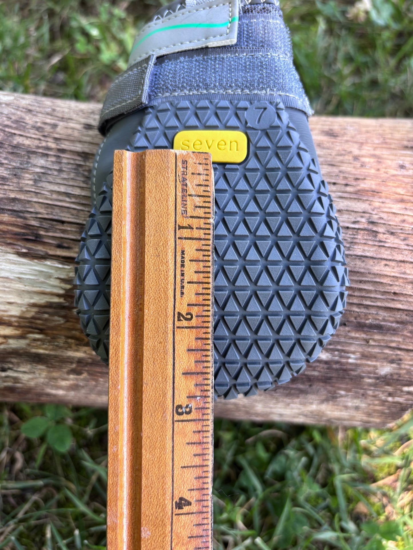 Pup Wonders Dog Shoes - Size 7