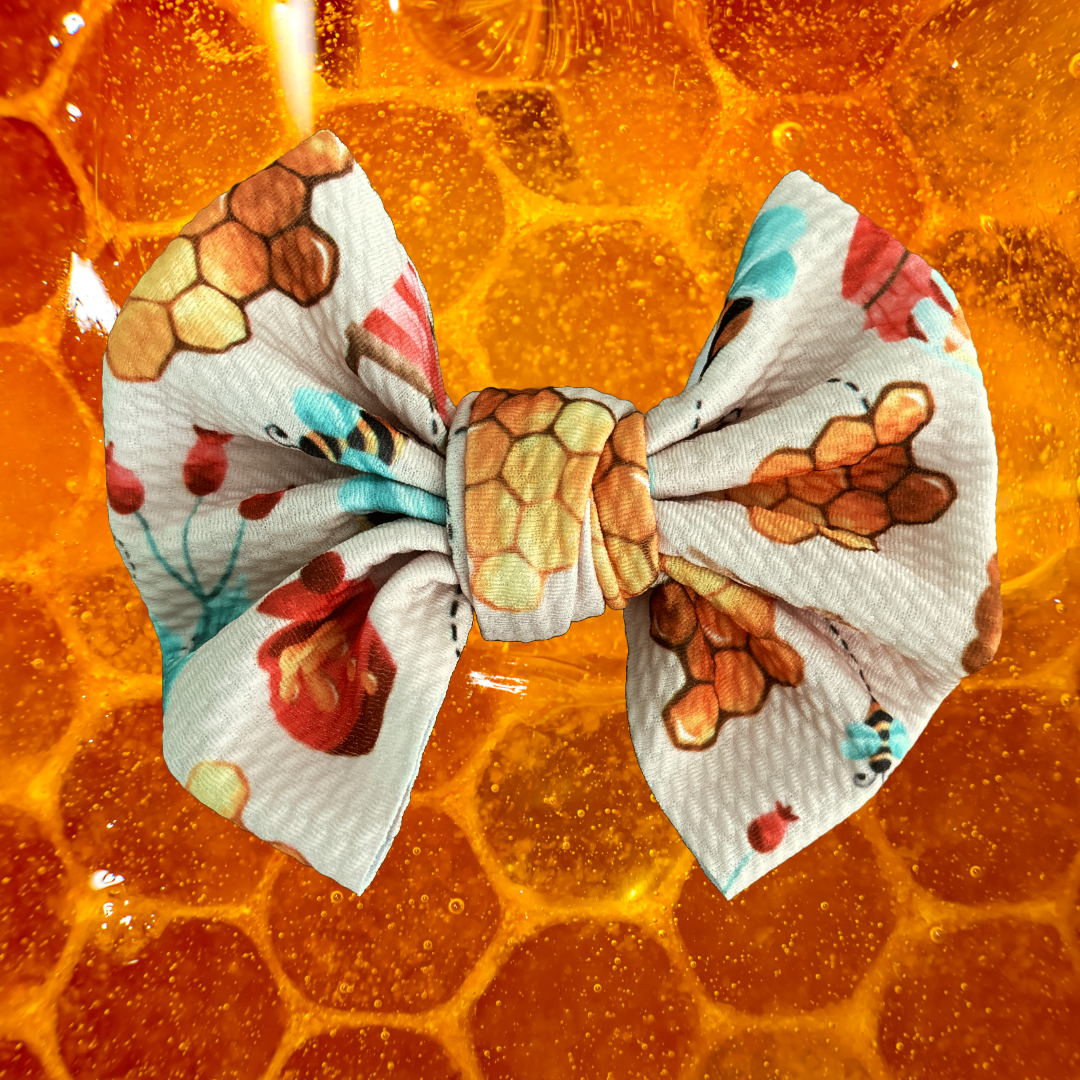 Honey Bee - 5” Knotty Dog Head Bows