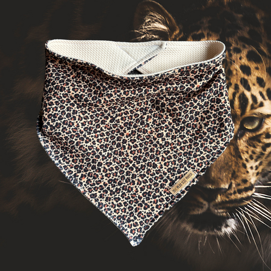 Hunter in the shadows - Everyday Stretch Bandana