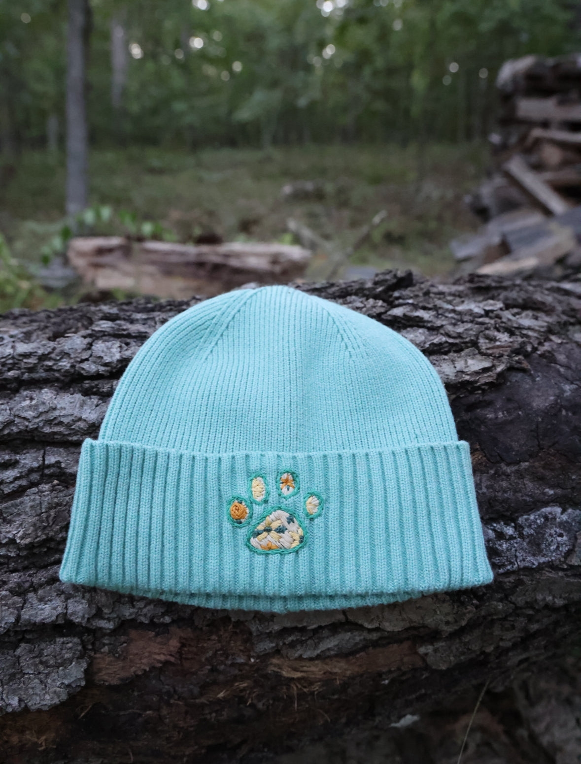 Sea Side - Hand Embroidered Hat - The Rabbit Hole