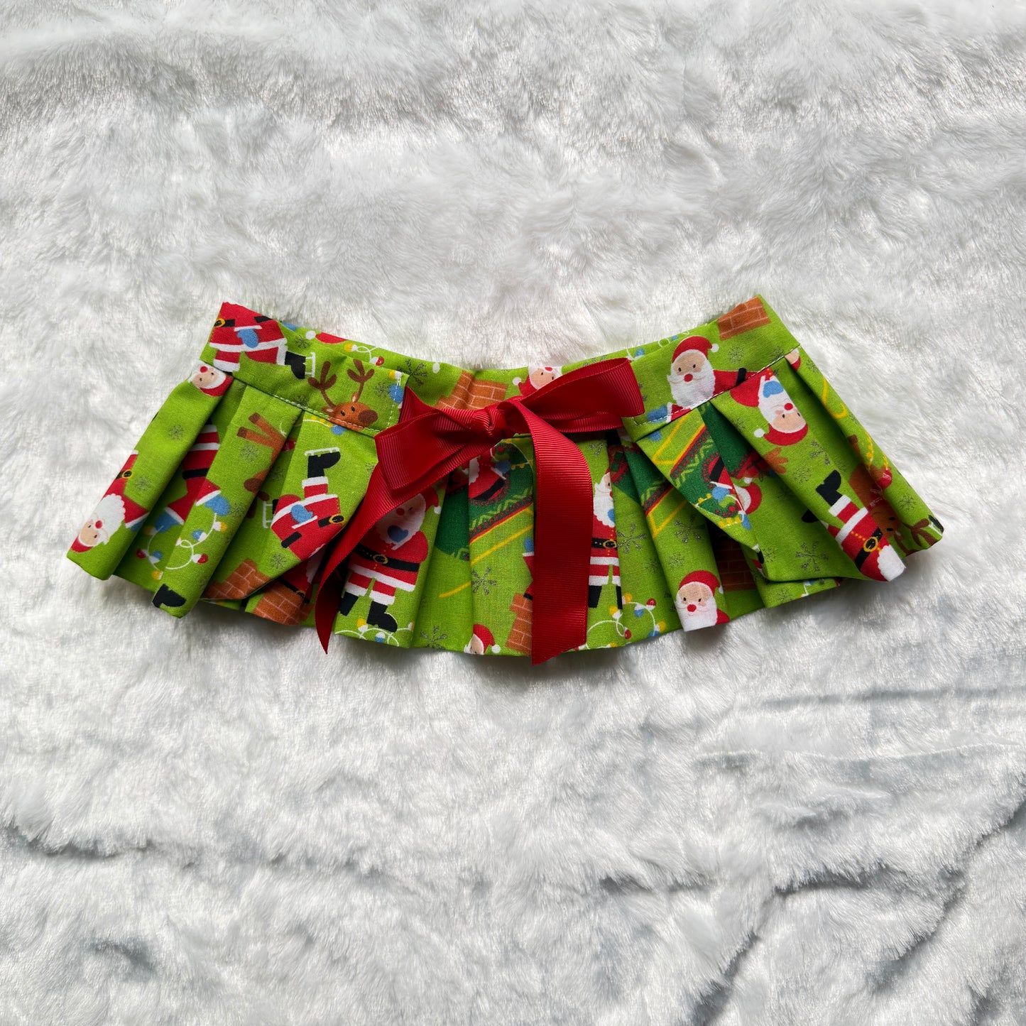 Here comes Santa Claus - Ruffledana