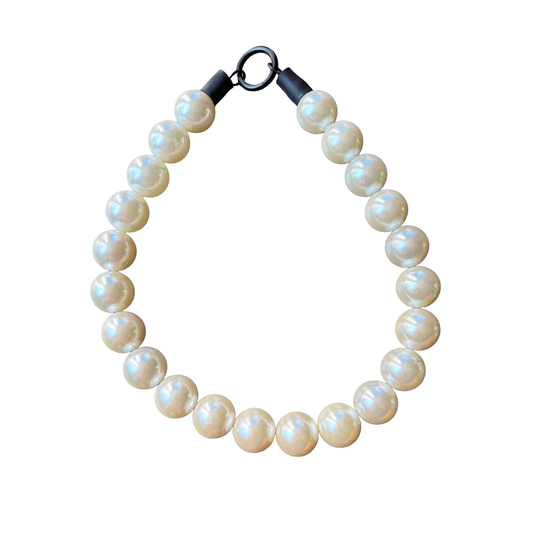Jumbo Beads - Pearl Beaded Collar 22”