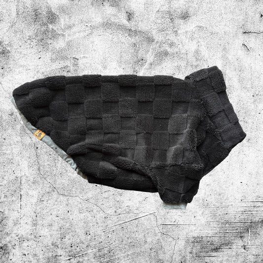Checkered Floof - Black - Longsleeve Fleece