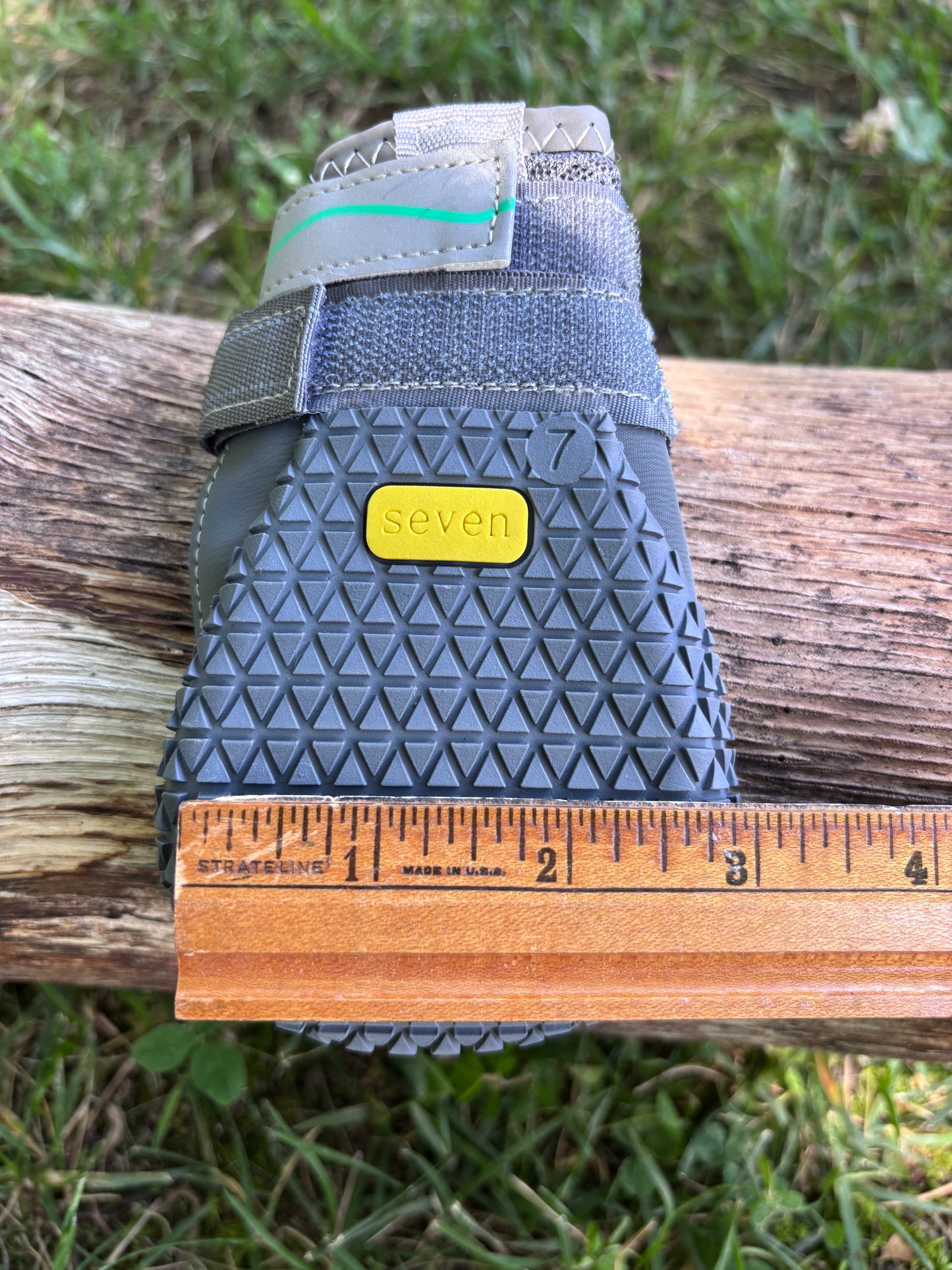 Pup Wonders Dog Shoes - Size 7