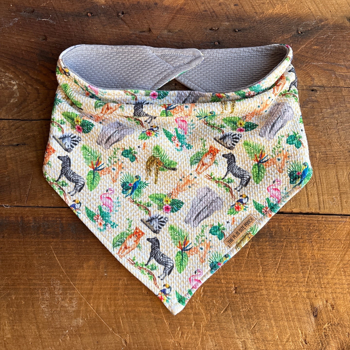 Fits 20-21" Neck