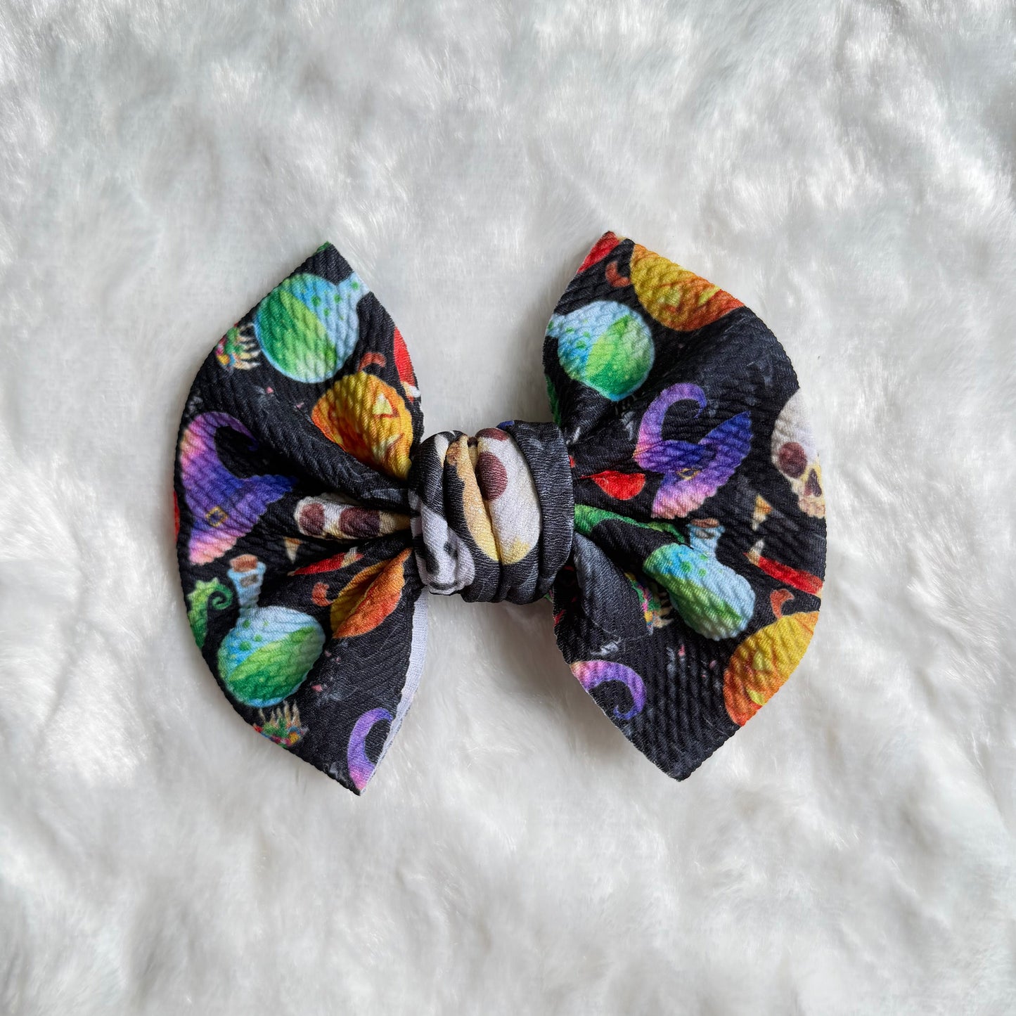 Halloween Vibes - 5” Knotty Dog Head Bows