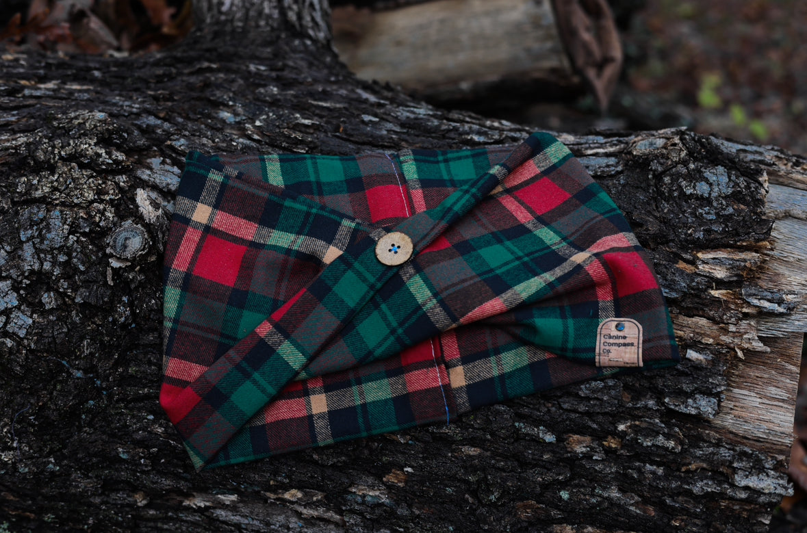 Cabin Christmas - Flannel Minimalist Wrap - Canine Compass Co