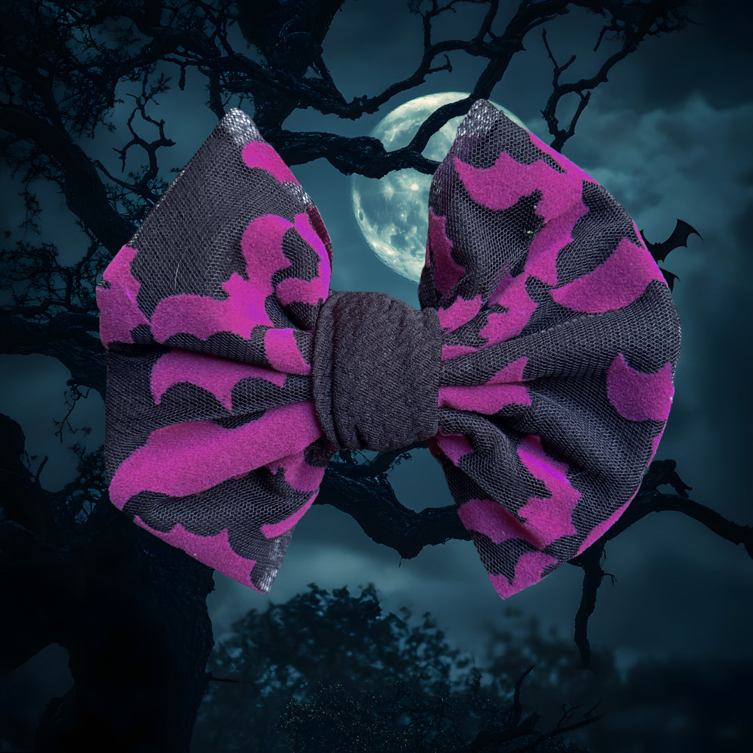 Batty - 5” Knotty Dog Head Bows