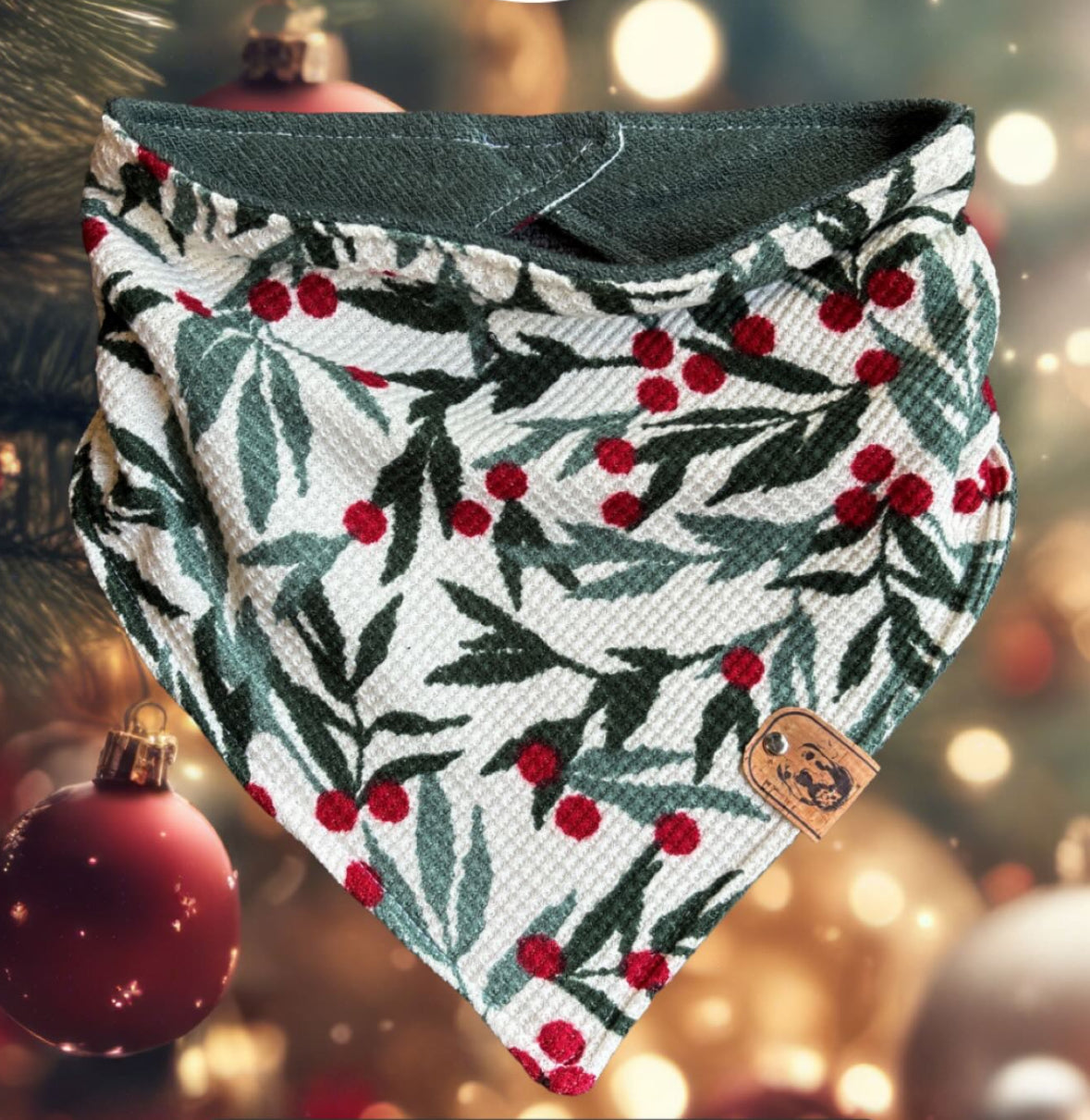 Mistletoe Kisses  - Christmas Collection - Reversible Dog Bandana